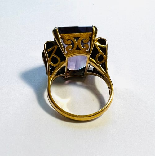 Redesigning Sentimental Jewelry- Leslie Herbert Jewelry