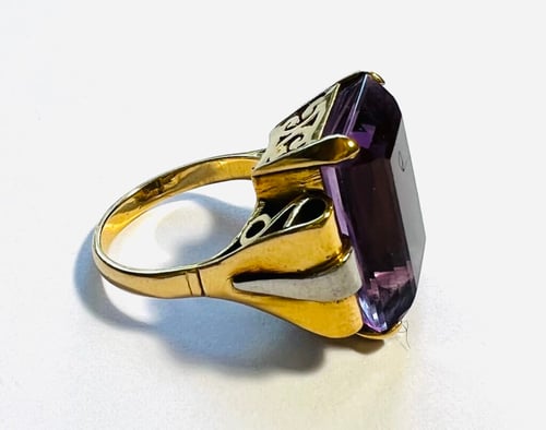 Redesigning Sentimental Jewelry- Leslie Herbert Jewelry